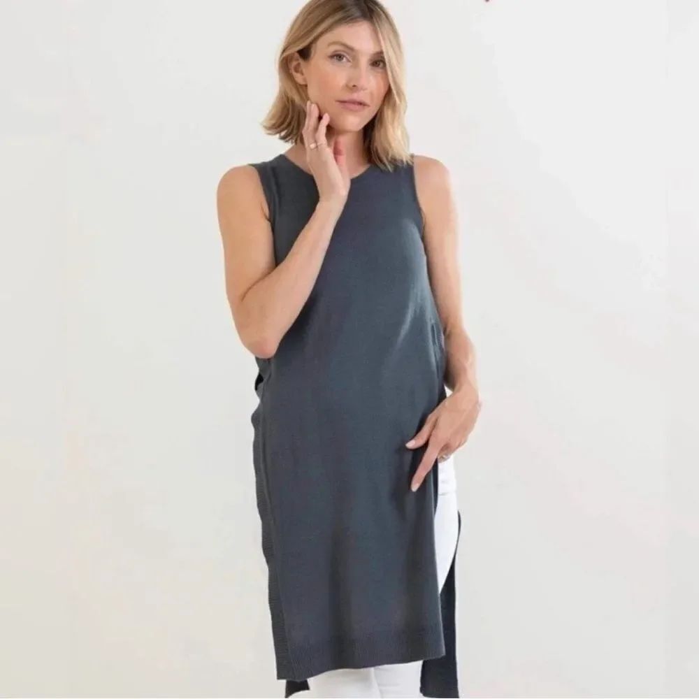 MerSea Anywhere Open Side Sleeveless Sweater Tunic In Charcoal Size S/M